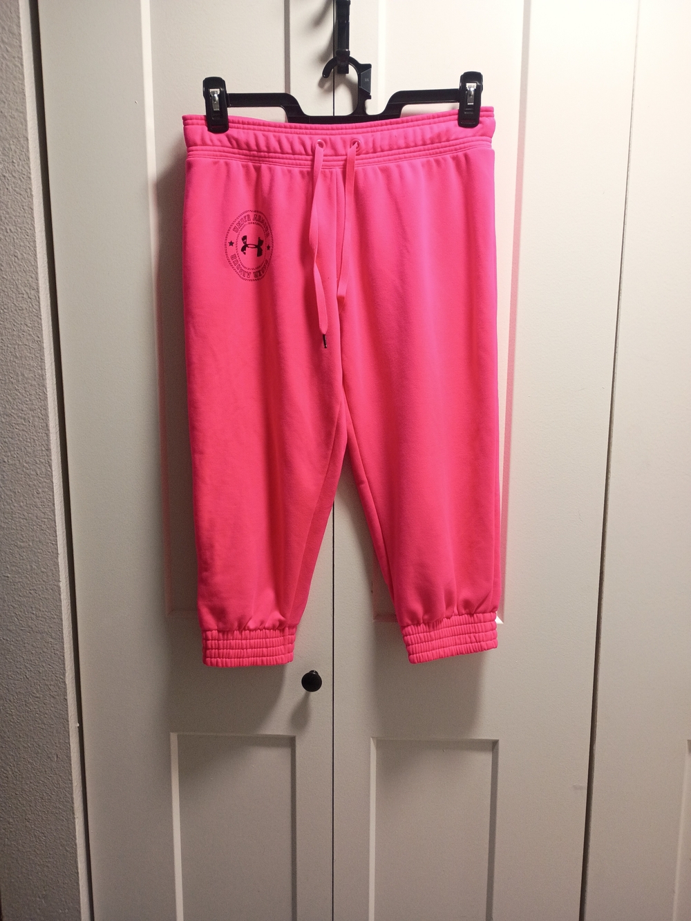 Under Armour Neon Pink Girls Capri Joggers